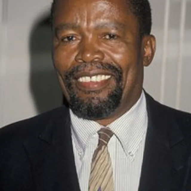 Zakes Mokae