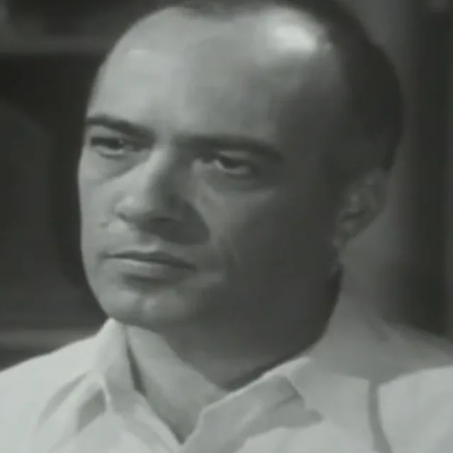 Edward Platt