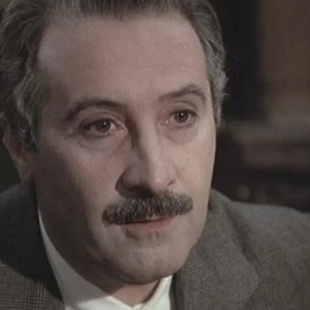 Romolo Valli