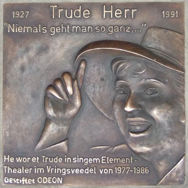 Trude Herr