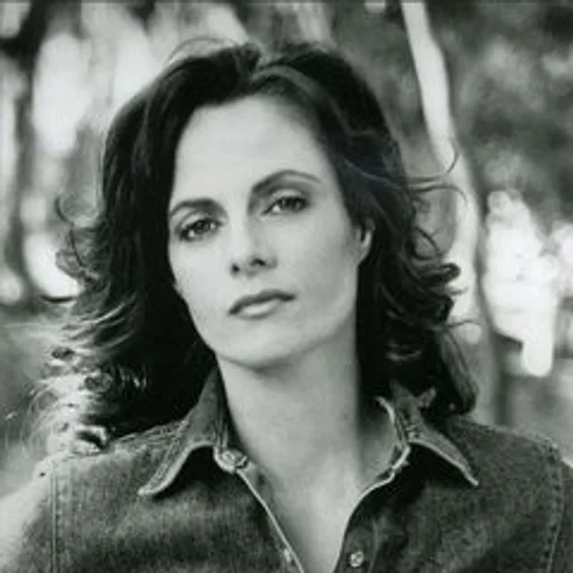 Lisa Blount