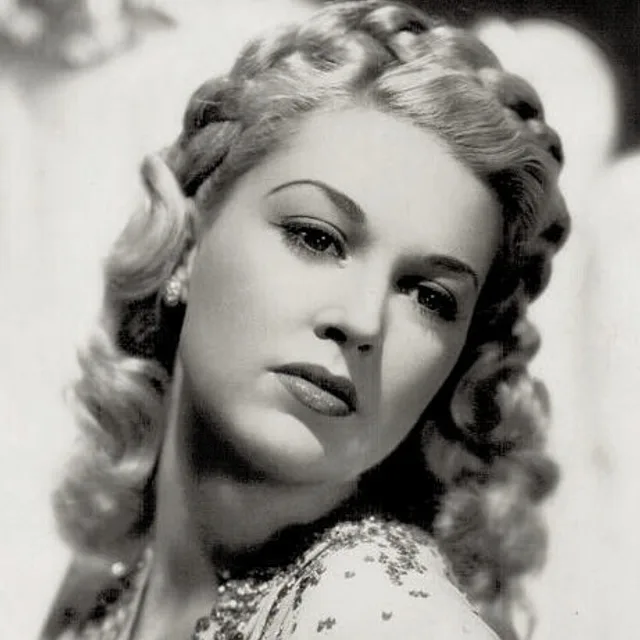 Joan Shawlee