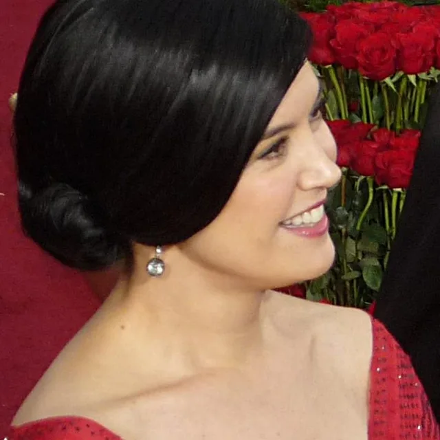 Phoebe Cates