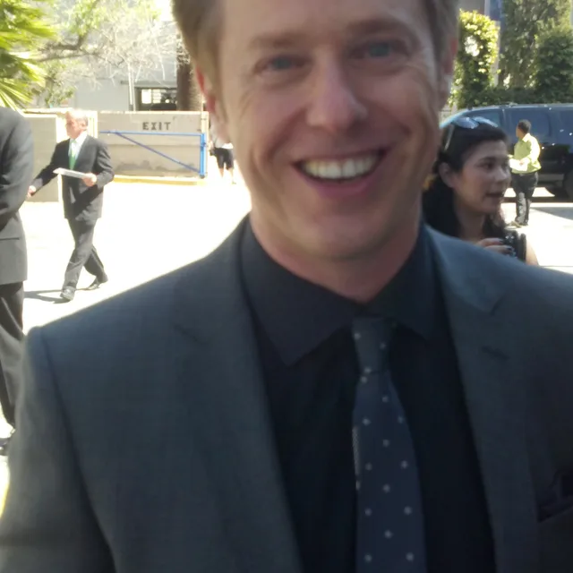Raphael Sbarge