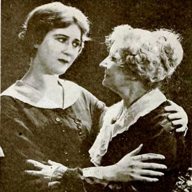 Gertrude Claire