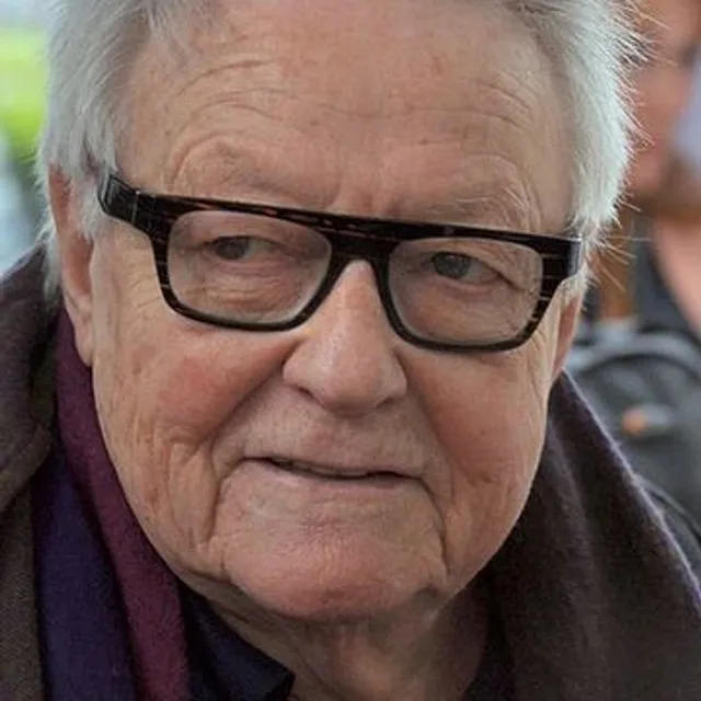 Roger Dumas
