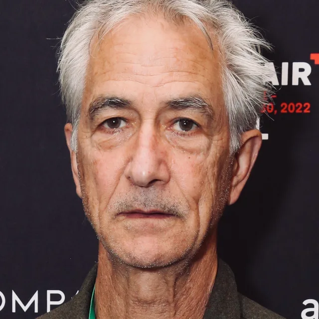 David Strathairn