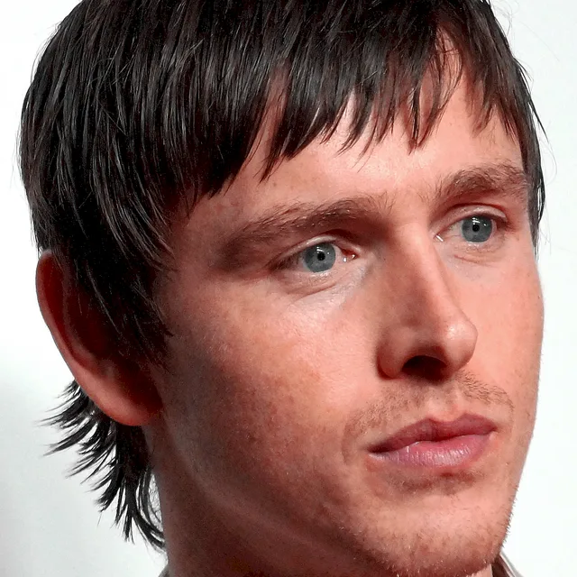 Harris Dickinson
