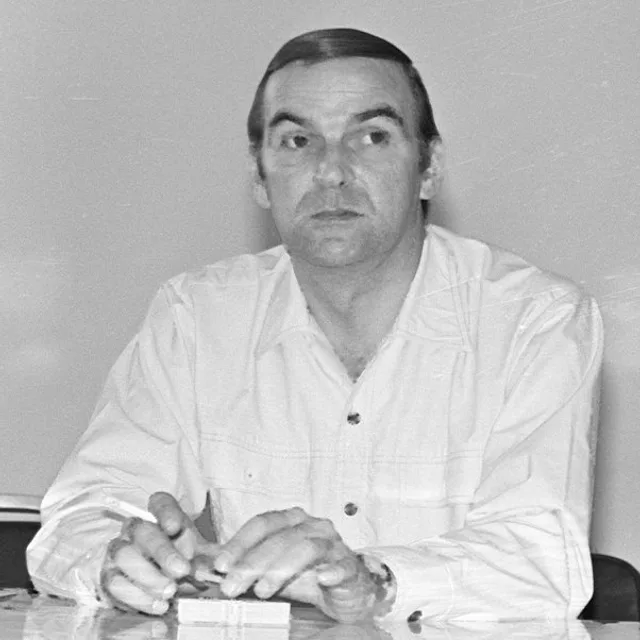 Stanley Baker