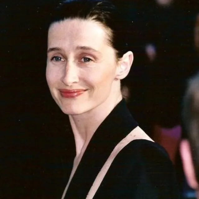 Anne Brochet