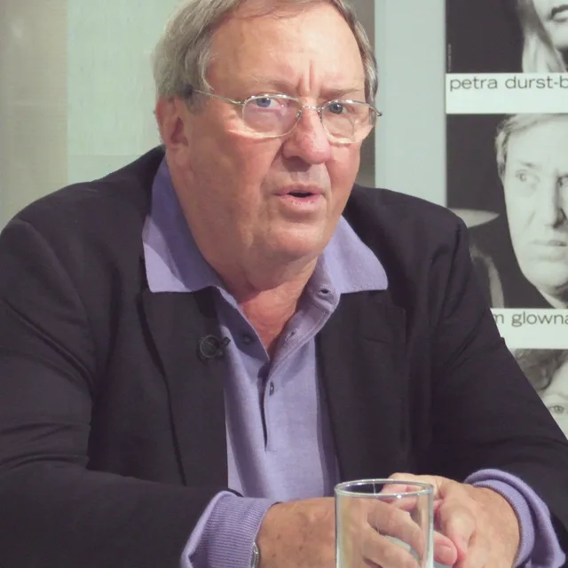 Vadim Glowna