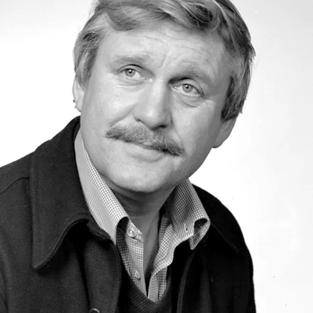 Sverre Holm