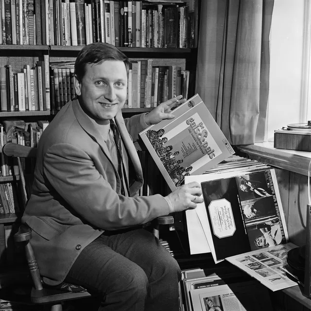 Rolv Wesenlund