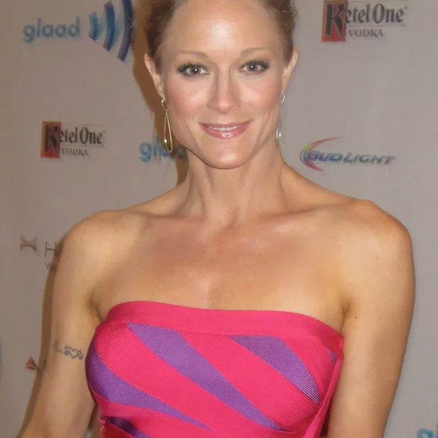 Teri Polo