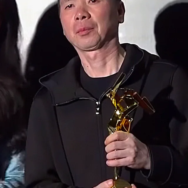 Feng Xiaogang
