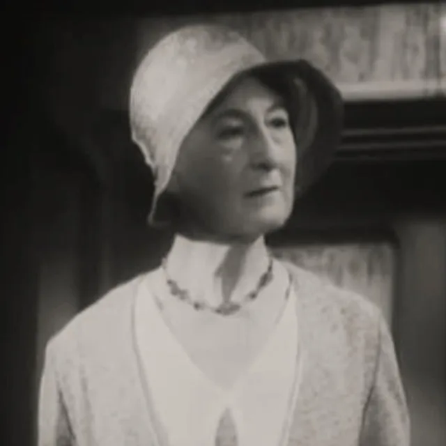 Nora Cecil