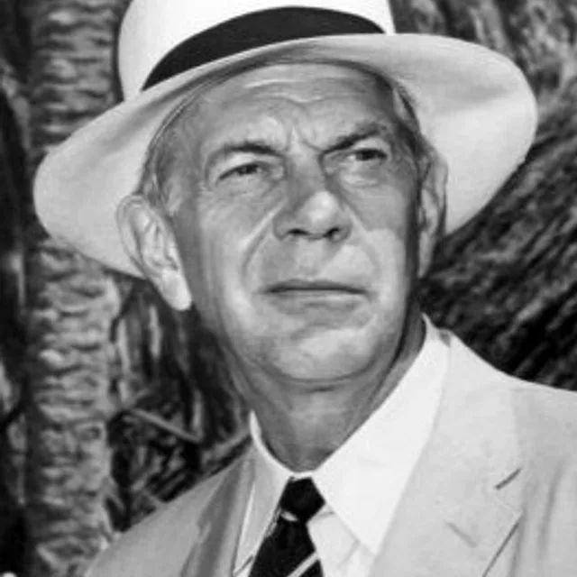 Raymond Massey