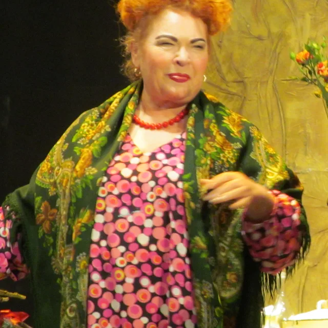 Nina Usatova