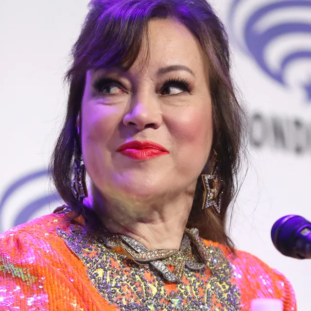 Jennifer Tilly