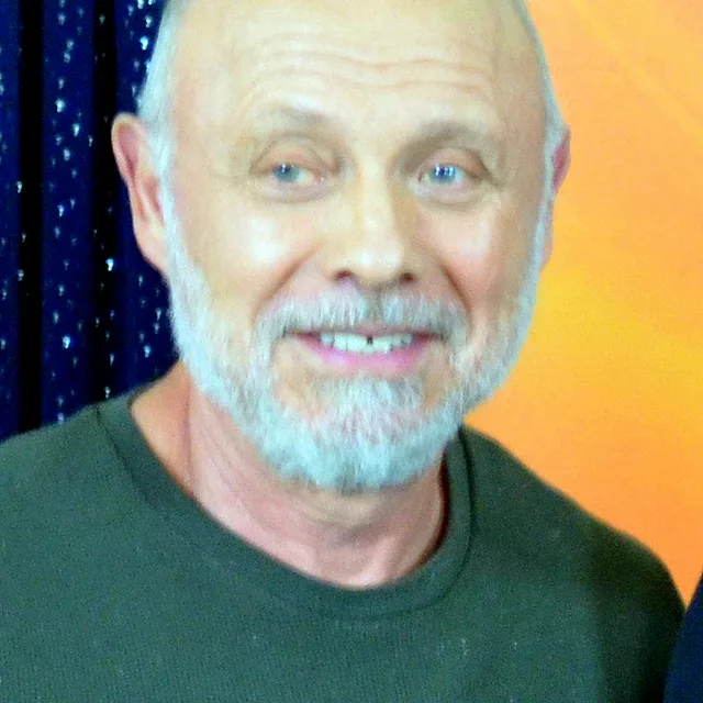 Héctor Elizondo