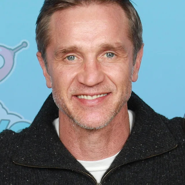 Devon Sawa