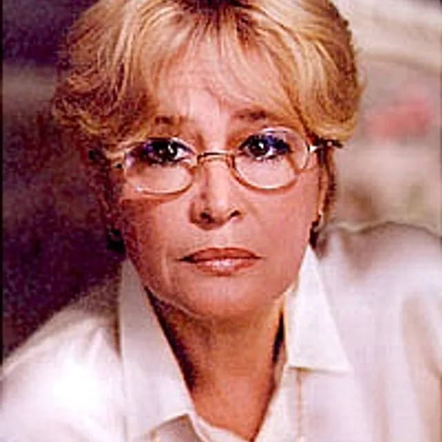 Marina Neyolova