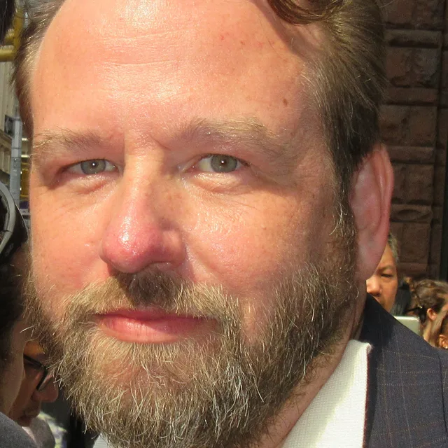 Dallas Roberts