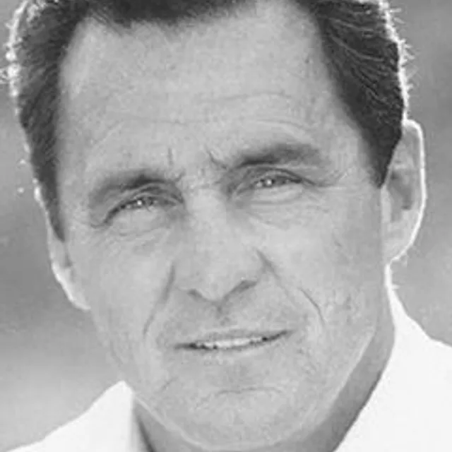 Beau Starr