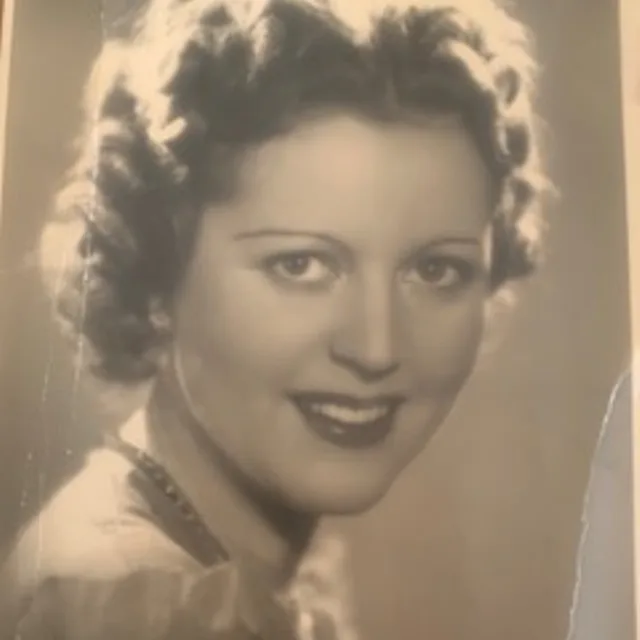 Meg Lemonnier