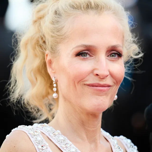 Gillian Anderson