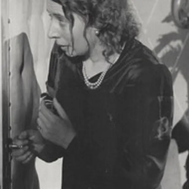 María Santos