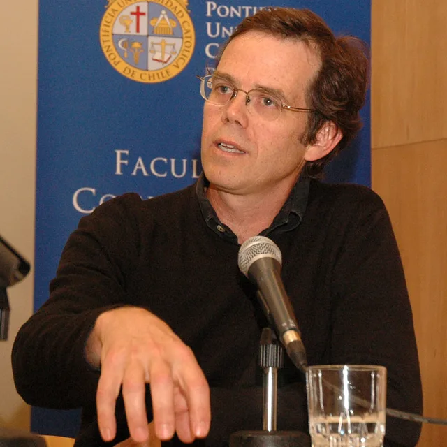 Andrés Wood