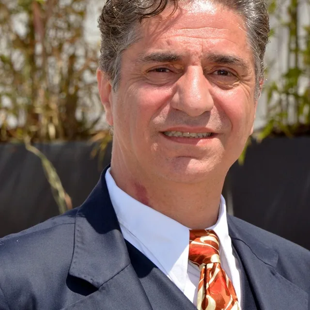 Simon Abkarian
