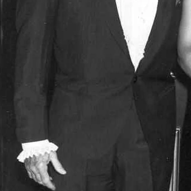 Don "Red" Barry