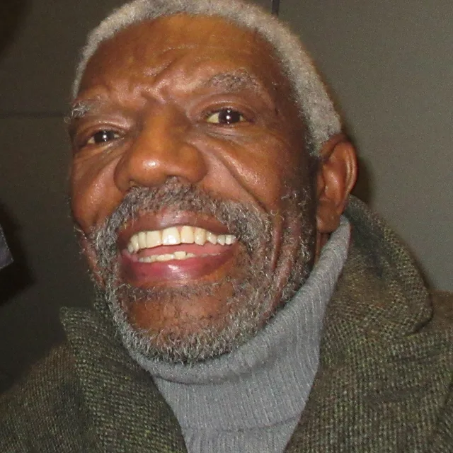 Vondie Curtis-Hall