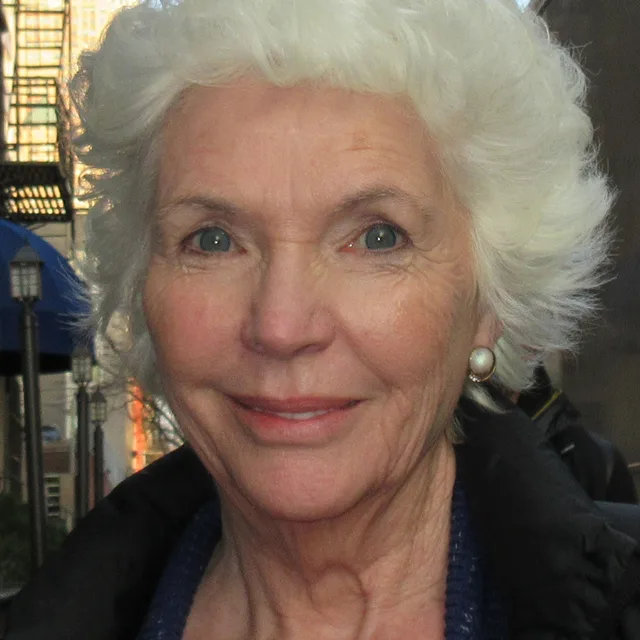 Fionnula Flanagan