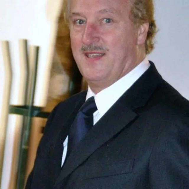 Bernard Farcy