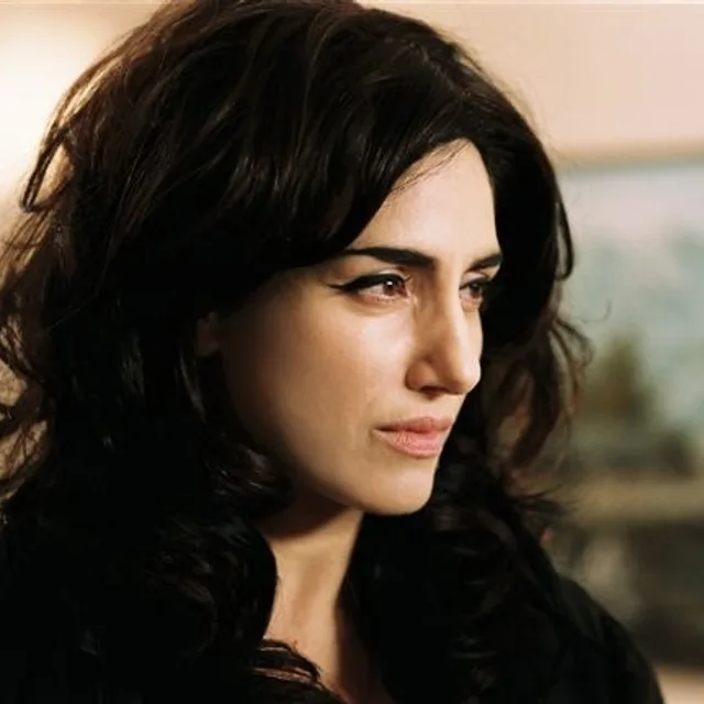 Ronit Elkabetz