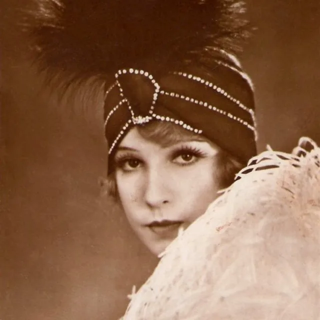 Lili Damita