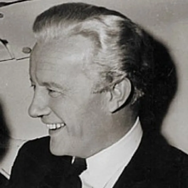 Roland Culver