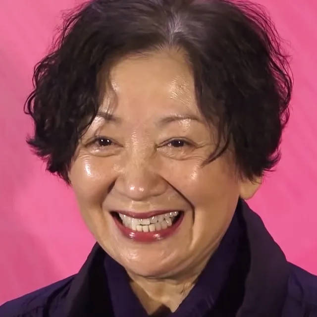 Paw Hee-ching