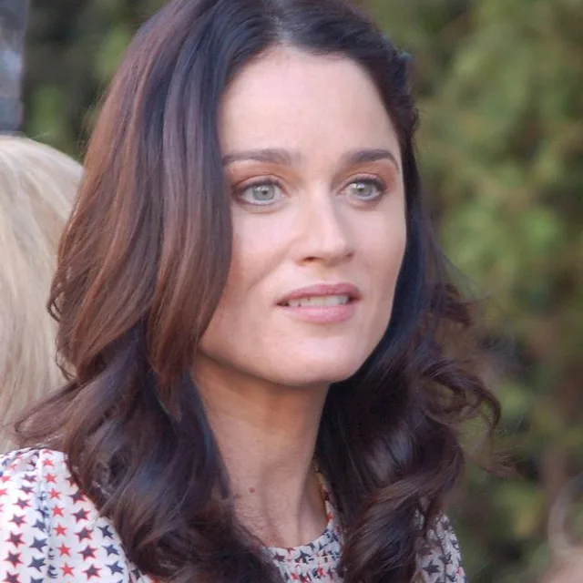 Robin Tunney