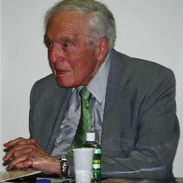 Angus Scrimm