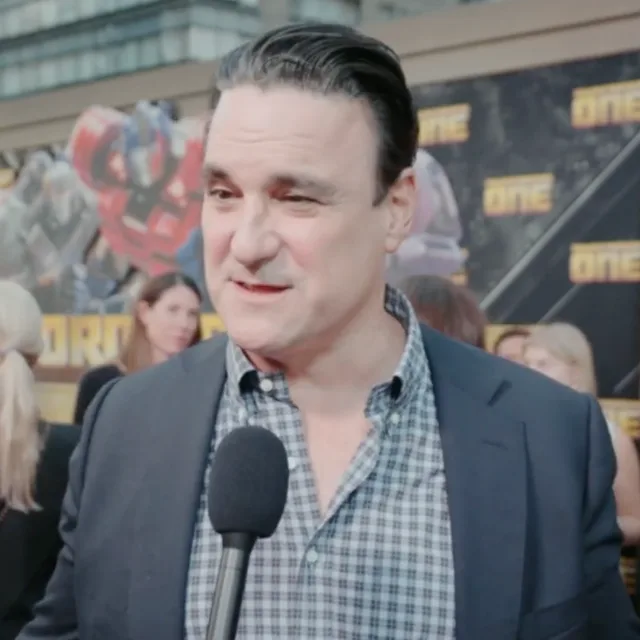 Mark Vahradian