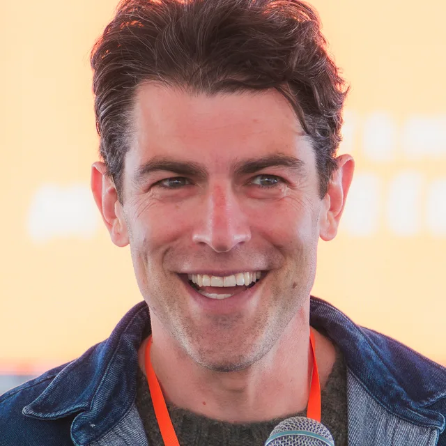 Max Greenfield