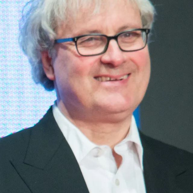 Simon Curtis