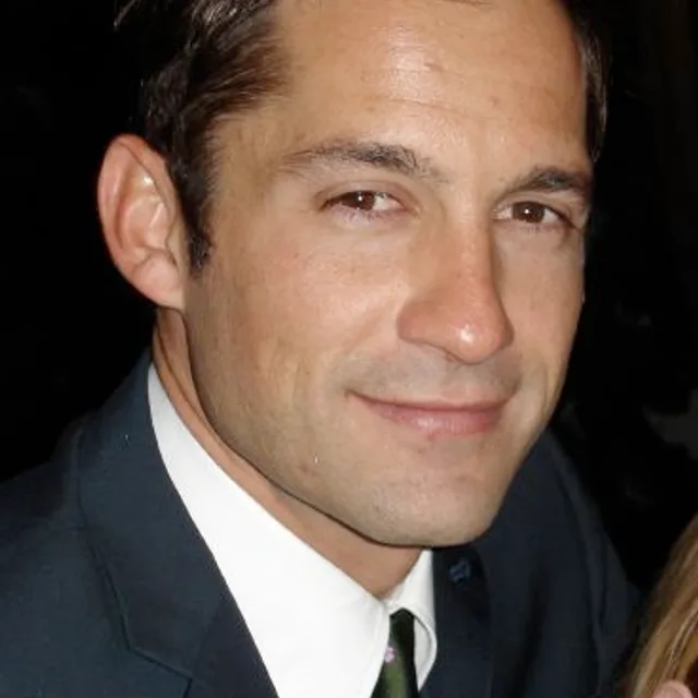 Enrique Murciano