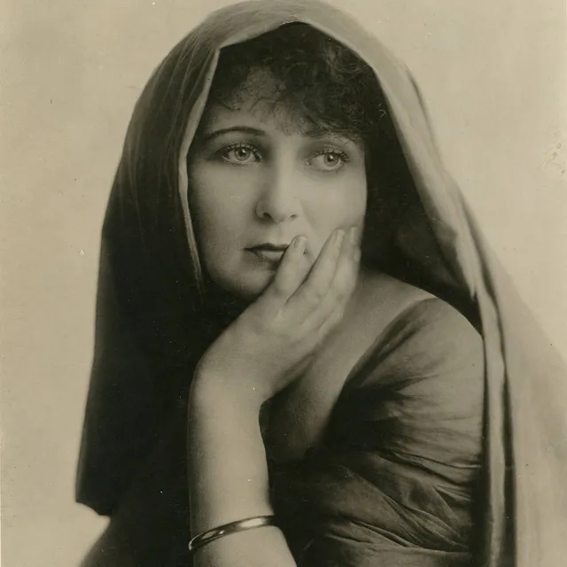 Gretchen Lederer