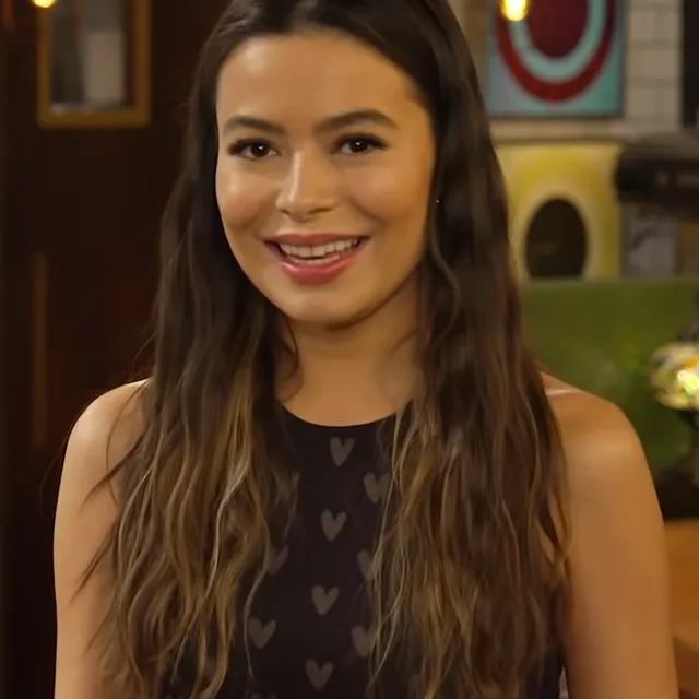 Miranda Cosgrove