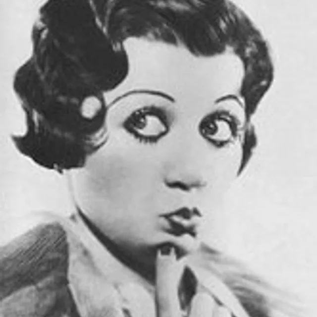 Mae Questel